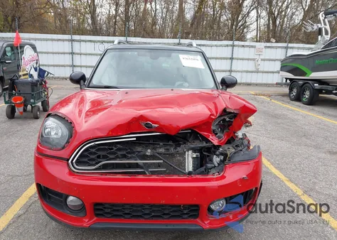 2019 Mini Countryman Cooper S из США, поврежденный, VIN WMZYT5C58K3E69842